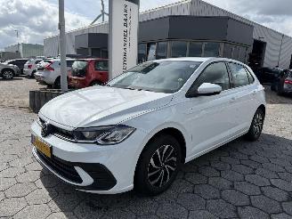 krockskadad bil auto Volkswagen Polo 1.0 TSI Life 2022/5