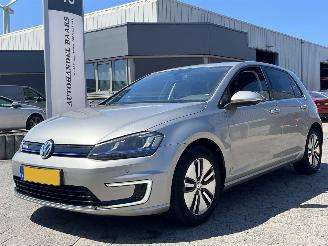krockskadad bil auto Volkswagen e-Golf  2015/1