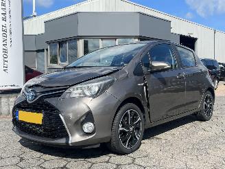 uszkodzony samochody osobowe Toyota Yaris 1.5 Hybrid Trend 2016/10