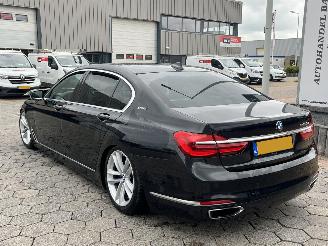 Unfallwagen BMW 7-serie 740Le iPerformance High Executive 2017/8