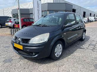 skadebil auto Renault Scenic 1.6-16V Business Line 2008/5