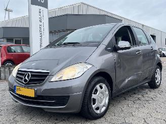 krockskadad bil auto Mercedes A-klasse 160 BlueEFFICIENCY Business Class 2011/7