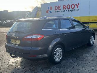 Ford Mondeo Wagon 2.0-16V Titanium FlexiFuel picture 4