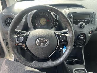 Toyota Aygo 1.0 VVT-i x-fun picture 16