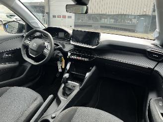 Peugeot 208 1.2 PureTech 75 Style picture 13