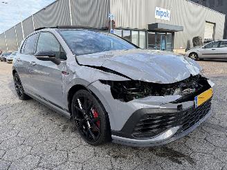 Volkswagen Golf Clubsport 2.0 GTI 300PK picture 3