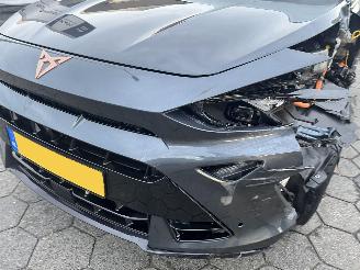 Cupra Formentor 1.5 TSI e-Hybrid copper edition picture 12