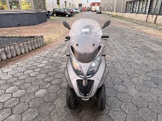 Piaggio MP3 500 500 LT MP3 Sport picture 2