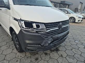 Volkswagen Transporter T6 150pk automaat picture 9