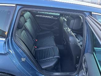Volkswagen Passat Passat Variant 1.4 TSI GTE Connected Series Plus picture 11