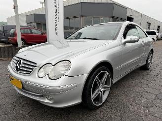krockskadad bil auto Mercedes CLK Coupé 240 Elegance AUTOM 2004/9