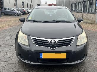 Toyota Avensis Wagon 1.6 VVTi Comfort picture 2