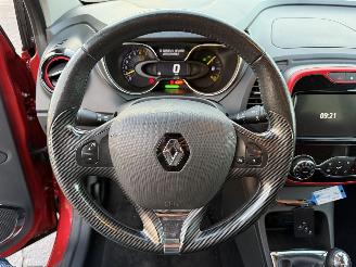 Renault Captur 0.9 TCe Helly Hansen picture 17