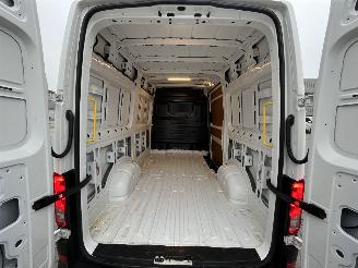 Volkswagen Crafter 35 2.0 TDI L3H3 Exclusive EURO VI AUTOMAAT picture 8