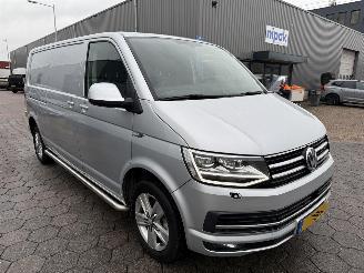 Volkswagen Transporter 2.0 TDI  L2H3 Highline Automaat picture 3