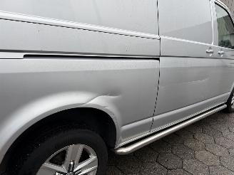 Volkswagen Transporter 2.0 TDI  L2H3 Highline Automaat picture 5