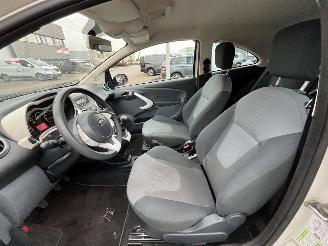 Ford Ka 1.2 Titanium picture 13