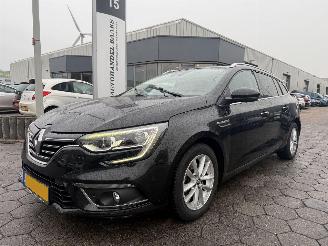 skadebil auto Renault Mégane Estate 1.2 TCe Limited 2018/2
