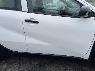 Toyota Aygo X 1.0 VVT-i MT picture 11