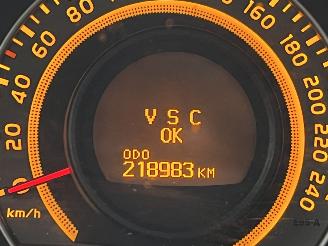 Toyota Auris 1.4-16V picture 13