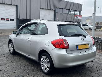 Toyota Auris 1.4-16V picture 5