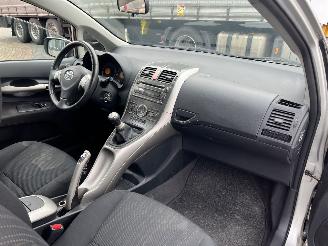 Toyota Auris 1.4-16V picture 11