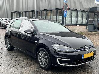 Volkswagen e-Golf e-Golf picture 3