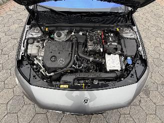 Mercedes A-klasse 250 e Premium Automaat picture 7