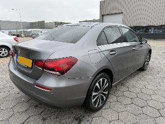 Mercedes A-klasse 250 e Premium Automaat picture 4