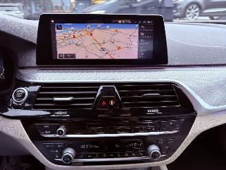 BMW 5-serie 530e iPerformance High Executive picture 21