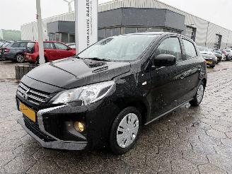 krockskadad bil auto Mitsubishi Space-star 1.2 Connect+ 2023/1