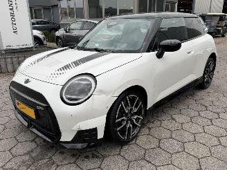 Avarii autoturisme Mini Cooper SE John Cooper Works M 54.2 kWh 2025/9