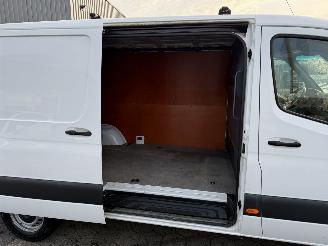 Mercedes Sprinter 314 2.2 CDI L2H2 DC EURO VI-D picture 13