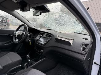 Hyundai I-20 1.0 T-GDI Comfort picture 13