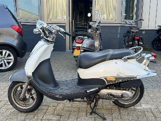 Avarii scootere Sym  Allo 2011/6