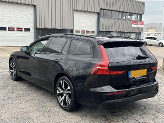 Volvo V-60 2.0 B3 Essential Edition picture 6