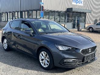 Seat Leon 2.0 TDI picture 3