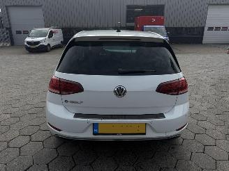 Volkswagen e-Golf E-golf picture 5