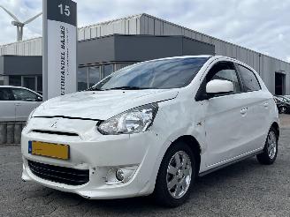 skadebil auto Mitsubishi Space-star 1.0 Bright 2015/7