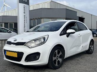 Damaged car Kia Rio 1.2 CVVT Super Pack 2012/7