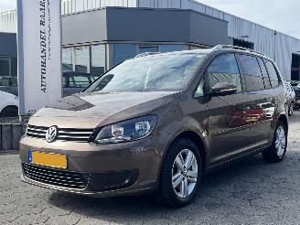 Coche accidentado Volkswagen Touran 1.4 TSI Comfortline 2014/1