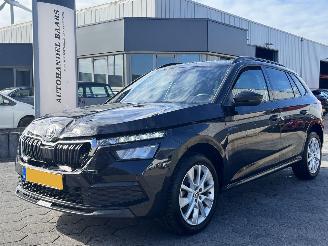 Damaged car Skoda Kamiq 1.0 TSI Sport Business AUTOMAAT 2023/2