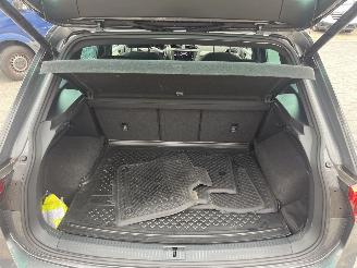 Volkswagen Tiguan 1.5 TSI R-line NAP picture 11
