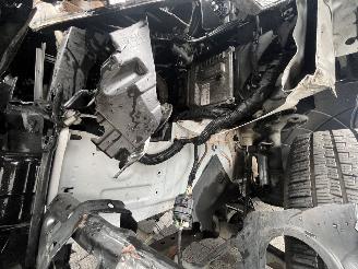 Volkswagen Crafter 35 2.0 TDI L3H2 Highline picture 12