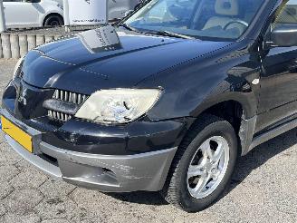 Mitsubishi Outlander 2.0 Invite plus picture 8