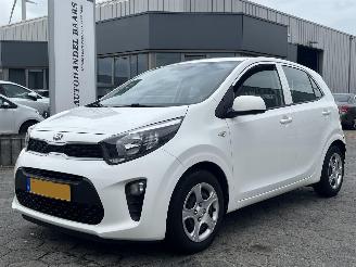 krockskadad bil auto Kia Picanto 1.0 CVVT EconomyPlusLine 2018/10