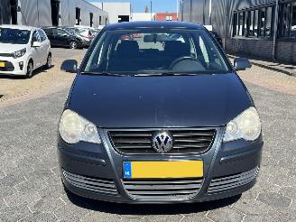 Volkswagen Polo 1.4-16V Comfortline picture 2
