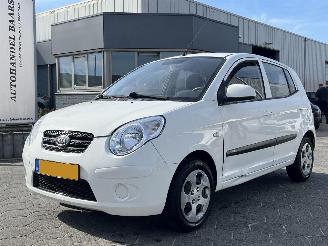 skadebil auto Kia Picanto 1.0 X-pect 2010/5
