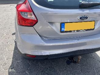 Ford Focus 1.6 TI-VCT First Edition picture 8