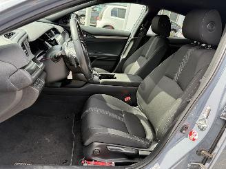 Honda Civic Autom 1.0 i-VTEC Elegance picture 11